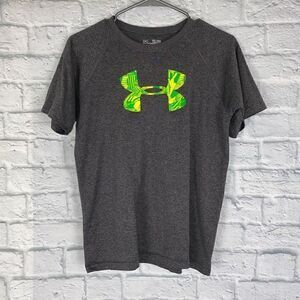 Under armour loose fit heat gear short sleeve Crewneck dri fit shirt sz YXL